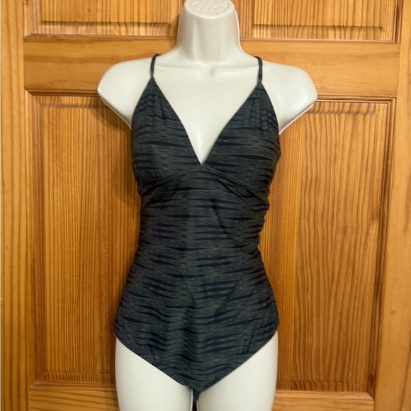 Athleta One-Piece Swimsuit – Green & Black Patterned, Size Medium - Picture 1 of 5